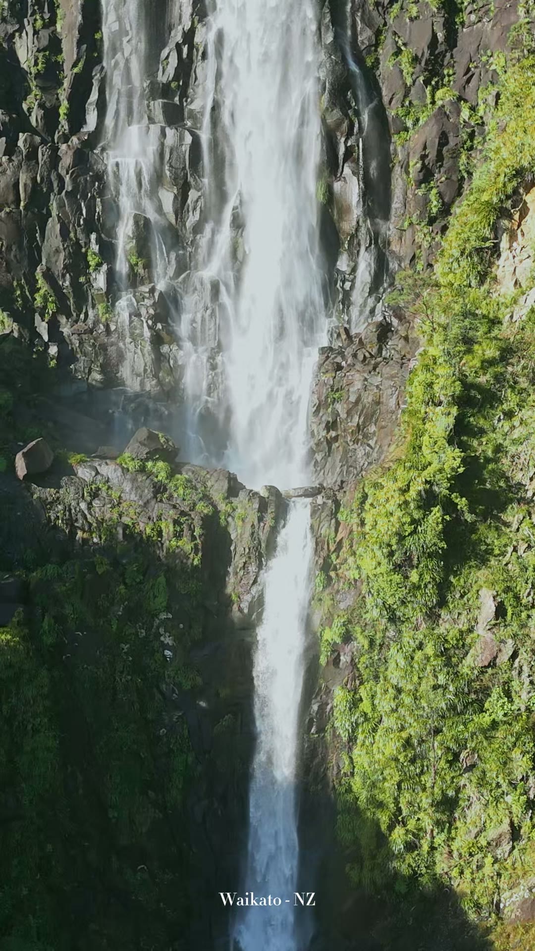 Bridal Veil, vertical